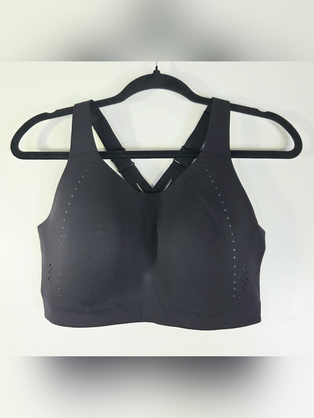 LULULEMON ATHLETICA AIRSUPPORT HIGH IMPACT SPORTS BRA.